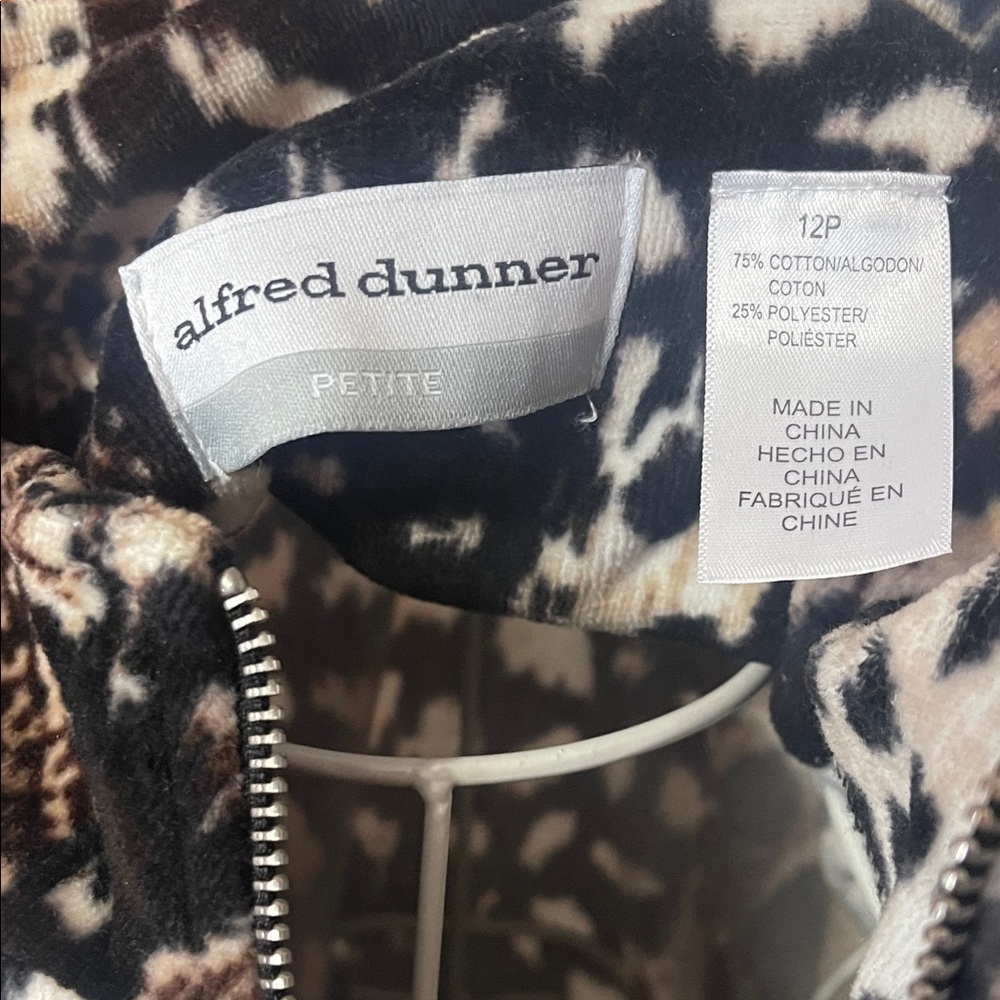 Vintage Alfred Dunner Velour Zip Jacket – Size 12 Petite - Picture 6 of 11